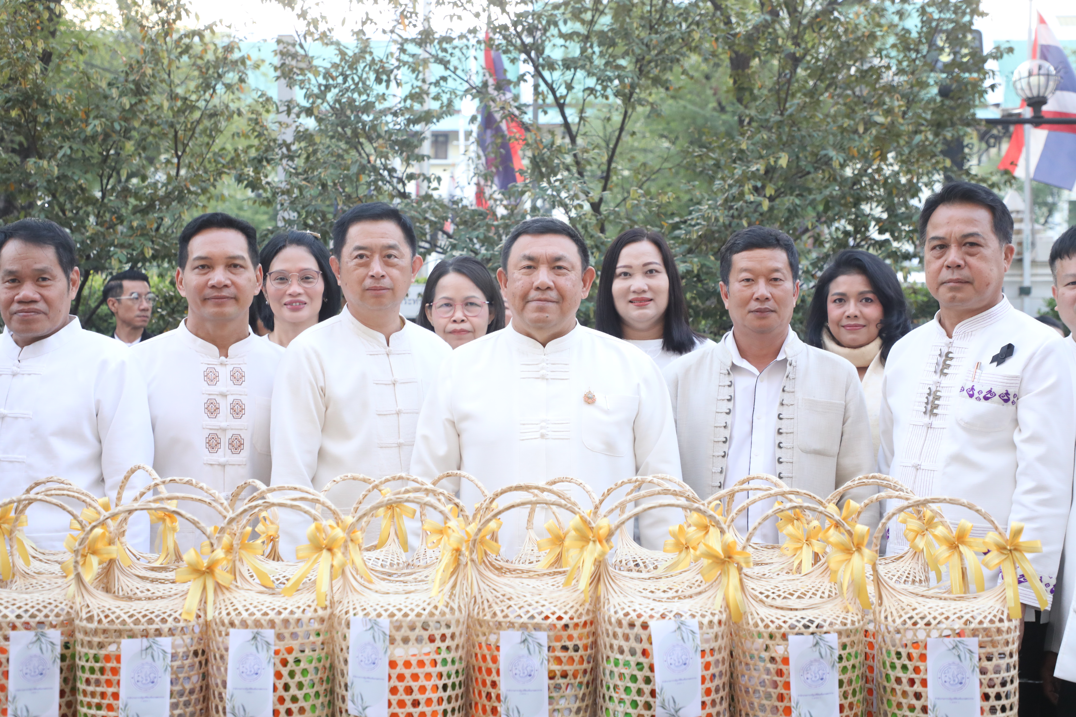 title - ส.ป.ก. ร่วมพิธีทำบุญตักบาตรของกระทรวงเกษตรและสหกรณ์ พร้อมสวัสดีปีใหม่ผู้บริหารกระทรวงเกษตรและสหกรณ์เนื่องในเทศกาลปีใหม่ พุทธศักราช 2569
